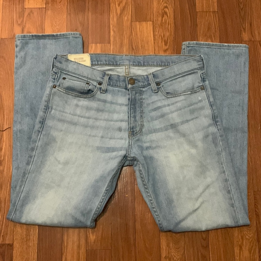Hollister Slim Straight Jeans